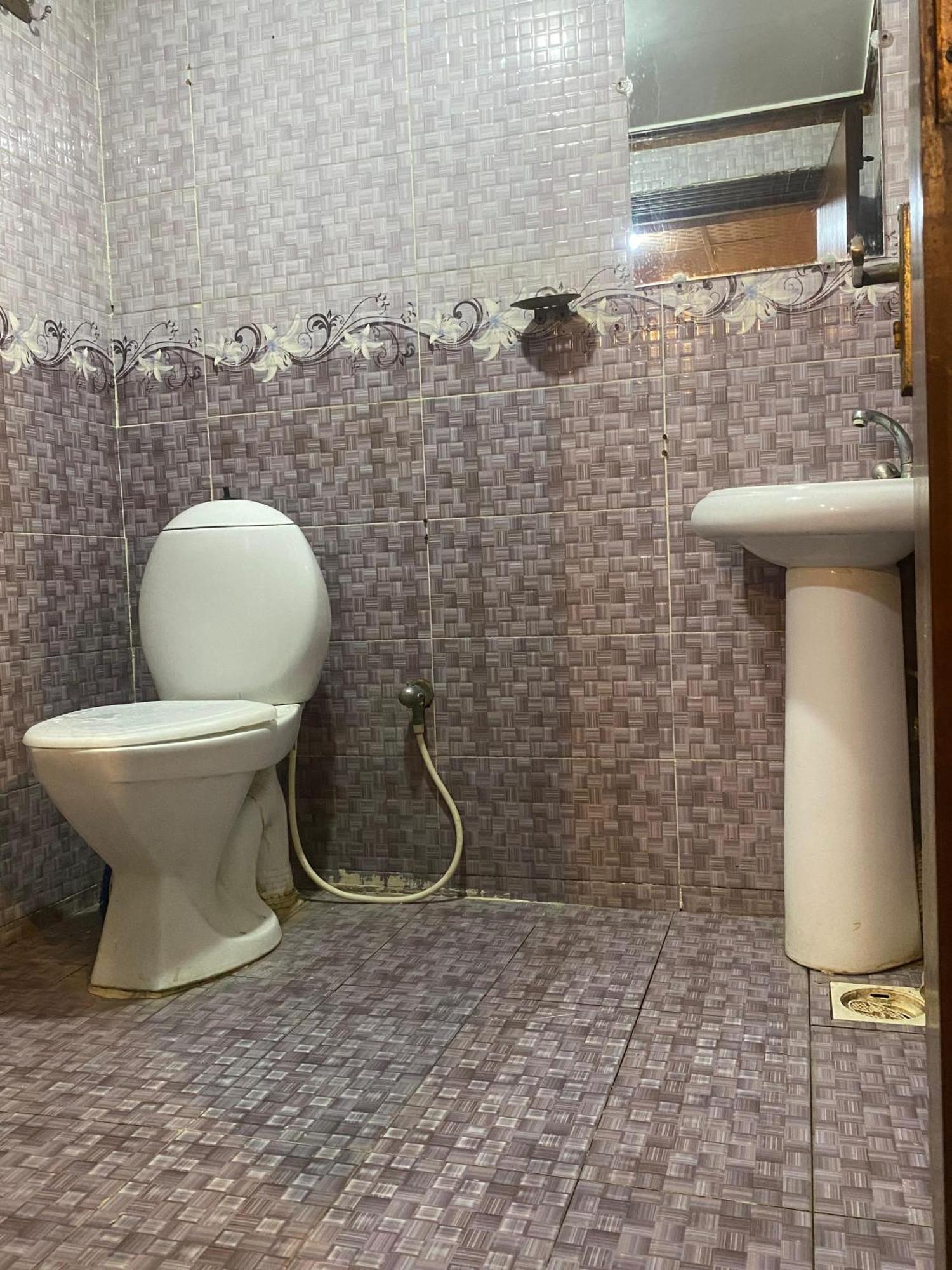 Baoo Jee Hotel Islamabad Ραβαλπίντι Εξωτερικό φωτογραφία