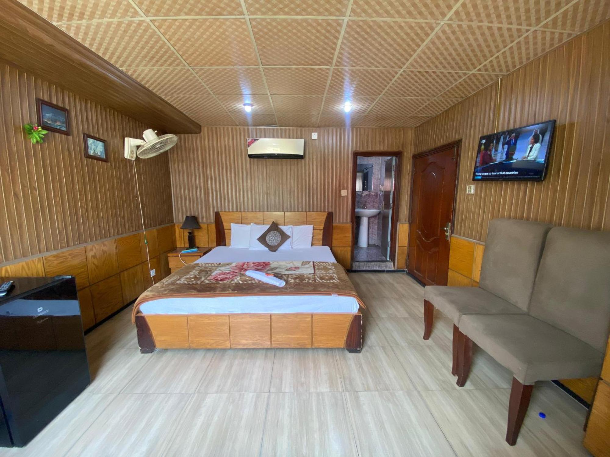 Baoo Jee Hotel Islamabad Ραβαλπίντι Εξωτερικό φωτογραφία