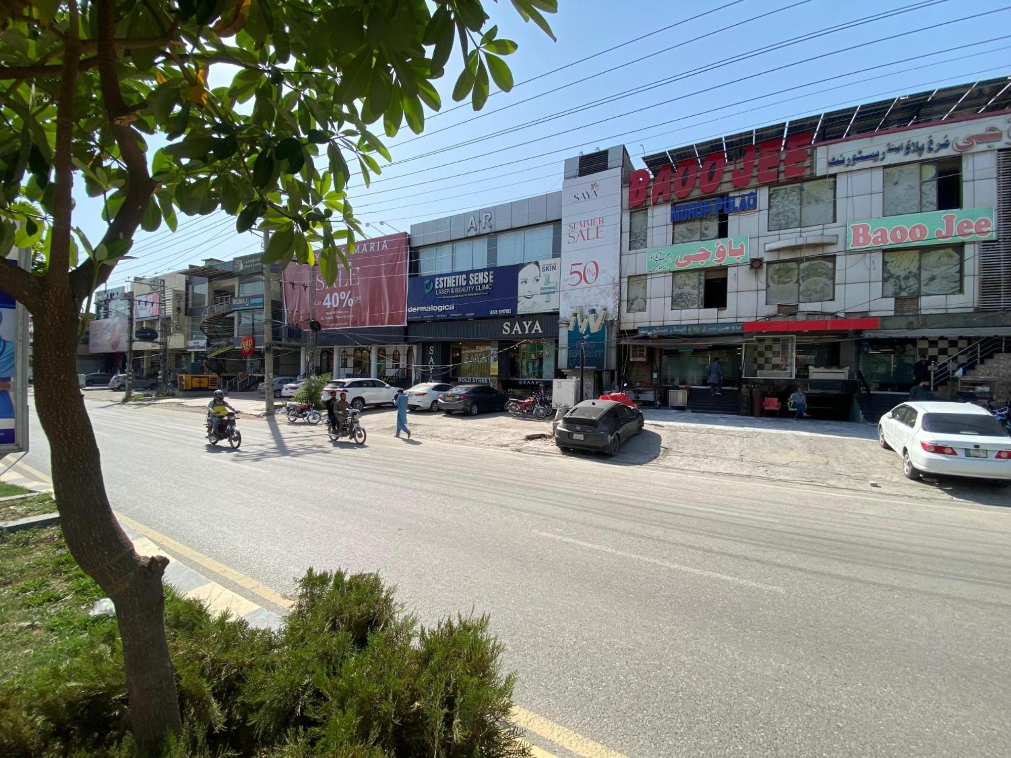 Baoo Jee Hotel Islamabad Ραβαλπίντι Εξωτερικό φωτογραφία